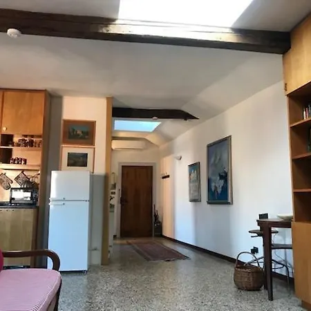 Tea House Apartment *
