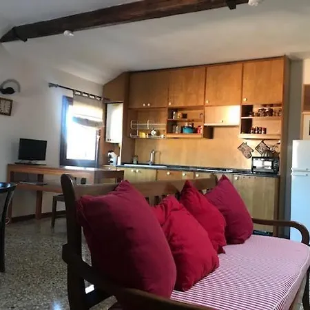 Tea House Apartment