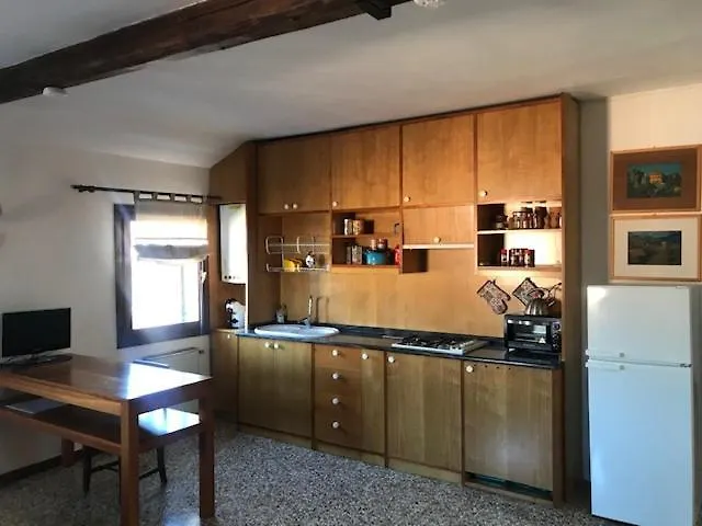 Tea House * البندقية